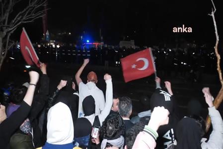 Saraçhane tutuklularının savunmaları bitti, anneler ağlayarak mahkeme salonundan ayrıldı